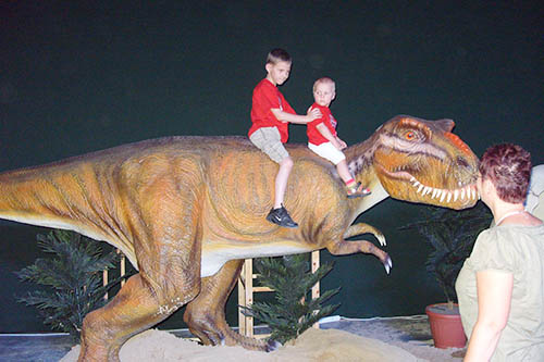 life size dinosaur replicas for sale